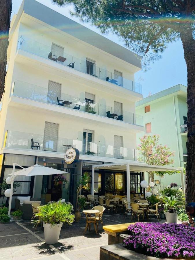 Hotel Vasco Misano Adriatico Exterior photo